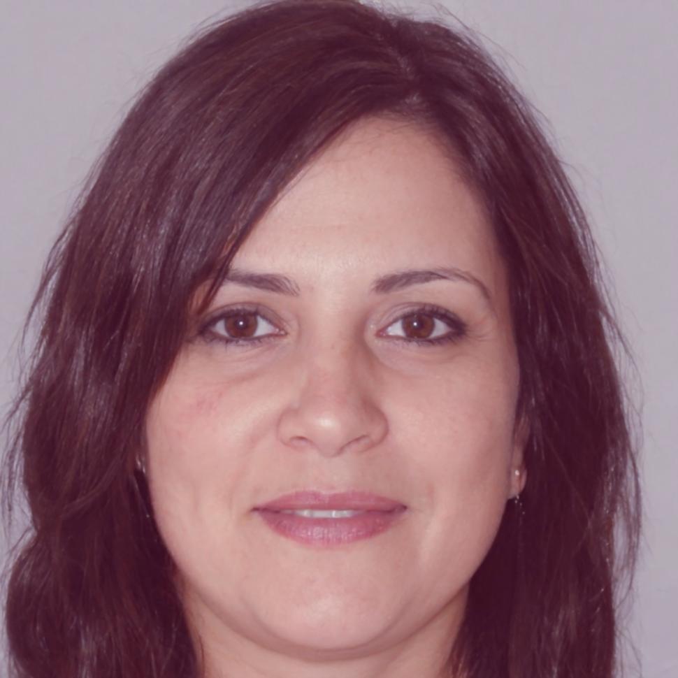 Autora especializada en ciberseguridad IoT